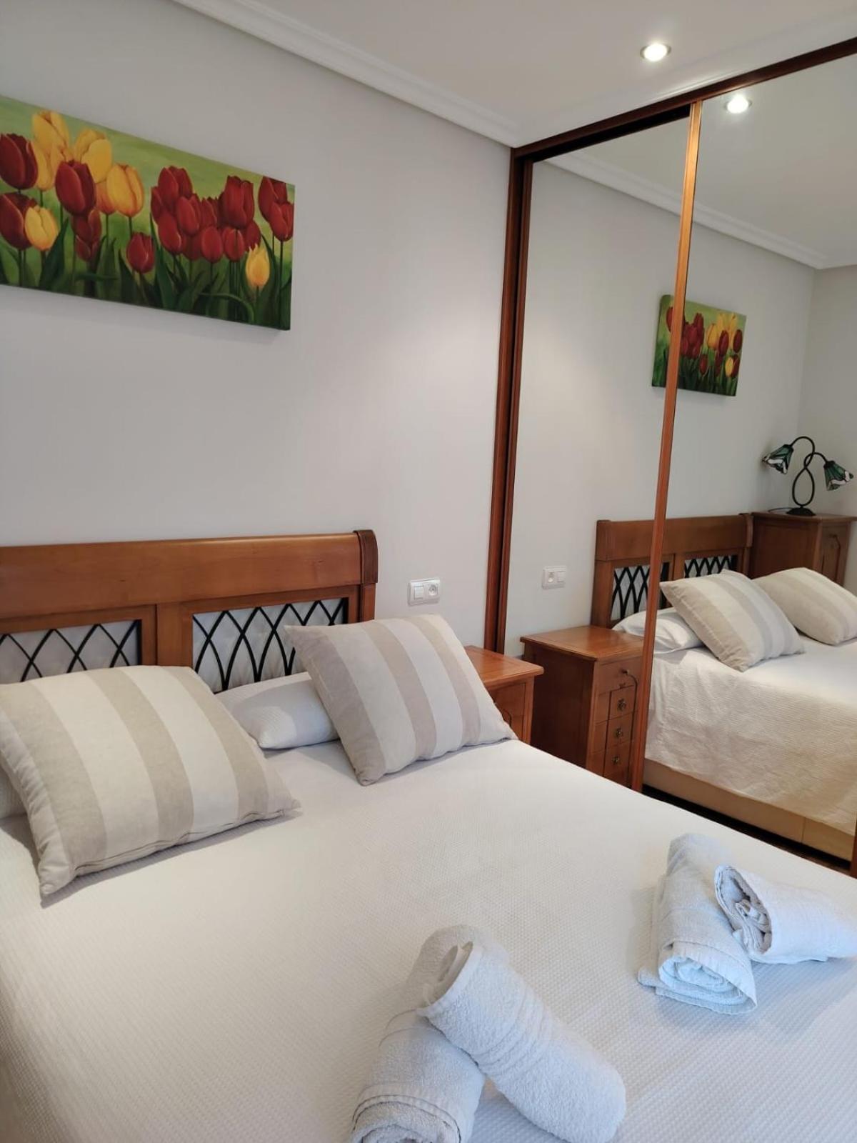 Ferienwohnung Avello Oviedo Con Parking Exterior foto